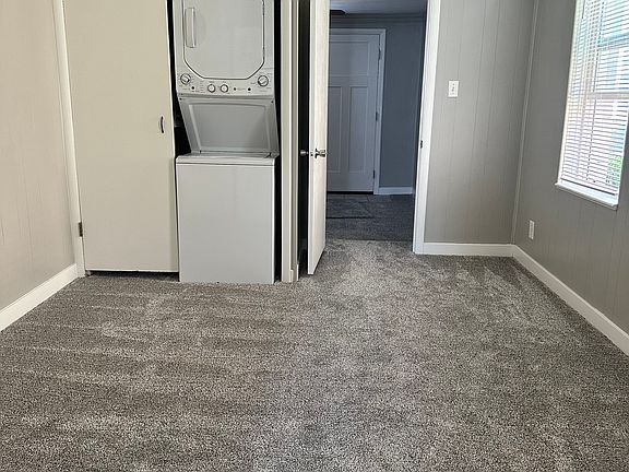 5th image of 823 E Sego Ave #823