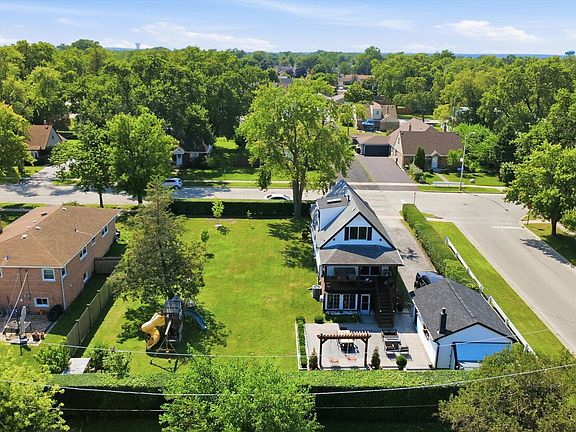 5th image of 10801 Menard Ave