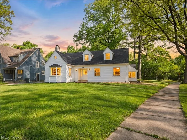 104 Brainard Dr, Youngstown, OH 44512
