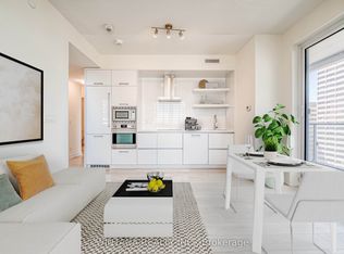 2221 Yonge St #2302-C10, Toronto, ON M4S 0B8