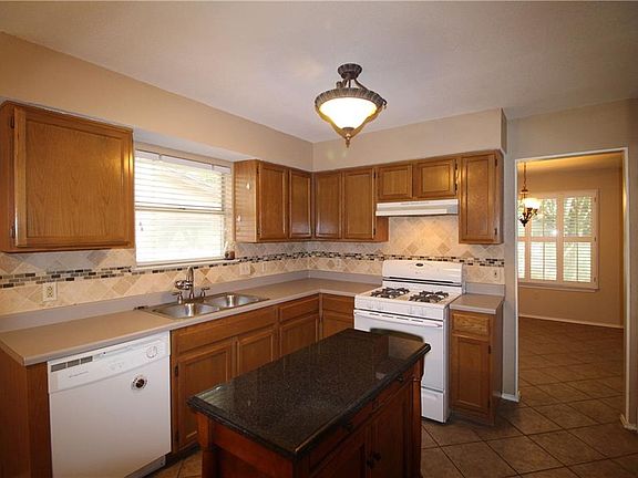 2nd image of 8311 Columbia Falls Dr