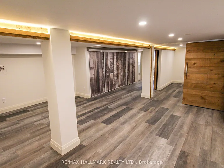 371 Saint Clarens Ave #BASEMENT — Photo 3
