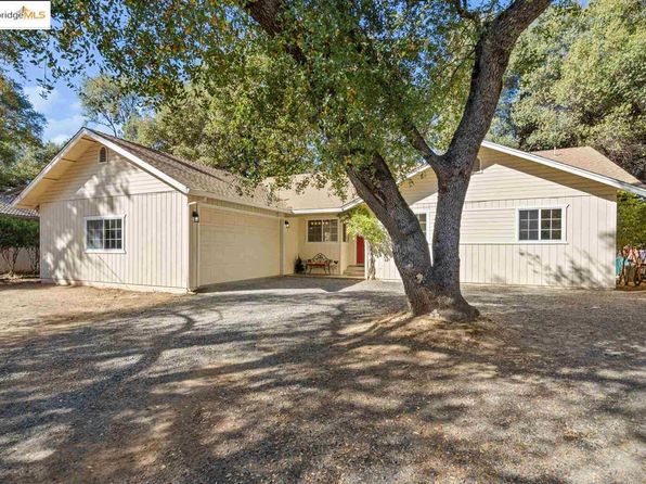 13064 Jackson Mill Dr, Groveland, CA 95321