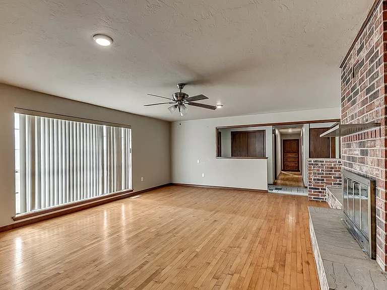 27115 Western Ave — Photo 26