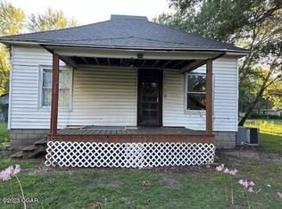 302 S Buckeye St, Cherokee, KS 66724