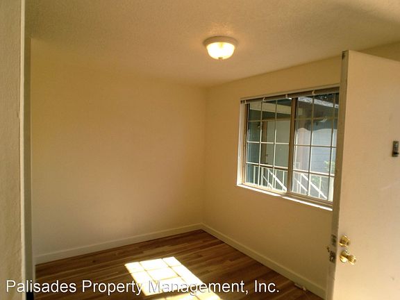 5th image of 725 SE 29th Ave #3508420