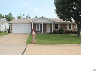 1025 Pasture Ridge Dr, Saint Peters, MO 63304
