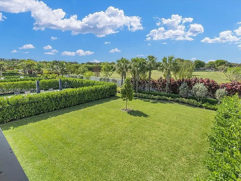 17628 Sparkling River Rd — Photo 43