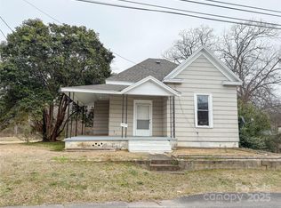 112 Aiken St, Chester, SC 29706