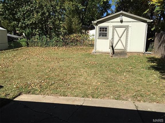 5th image of 107 Grether Ave
