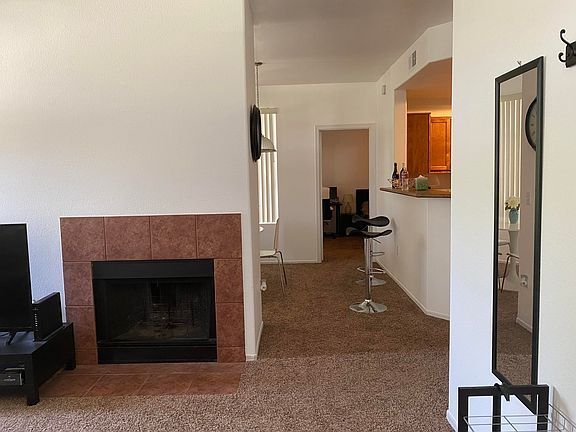 4th image of 3830 S Lakewood Pkwy Unit 2096