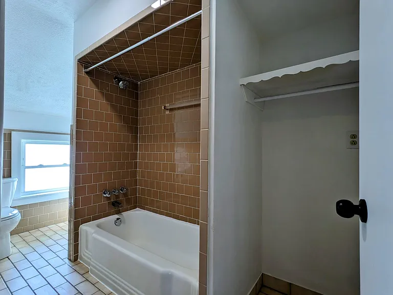 44 Morton St #3S — Photo 7