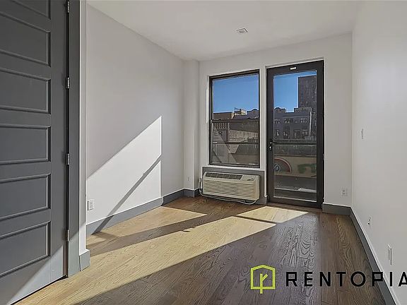 3rd image of 855 De Kalb Ave #5D