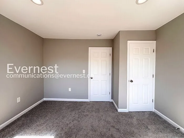 3800 Old York Rd — Photo 10