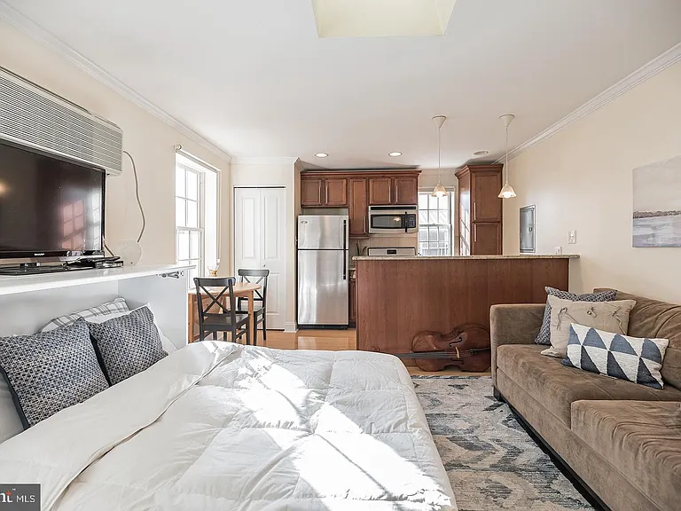 1716 Pine St #5/3R — Photo 18