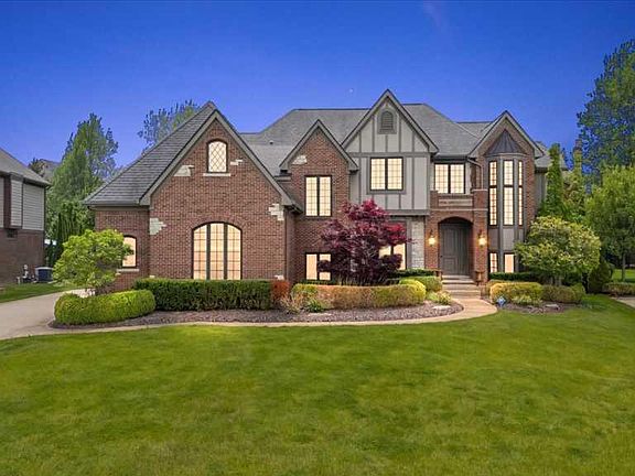 2nd image of 2885 Ambleside Ct