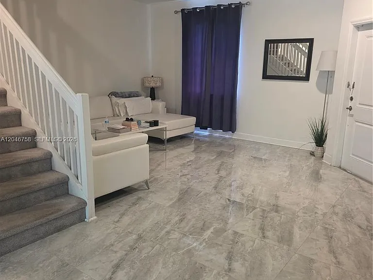 21124 NE 8th Ave #211 — Photo 3
