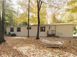 17533 Country Ln NE, Sand Lake, MI 49343