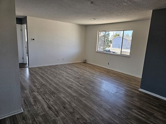 3rd image of 5 Douglas Ln #5