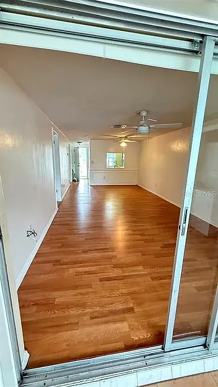2 bed, 888 sqft, $1,500 — Photo 1
