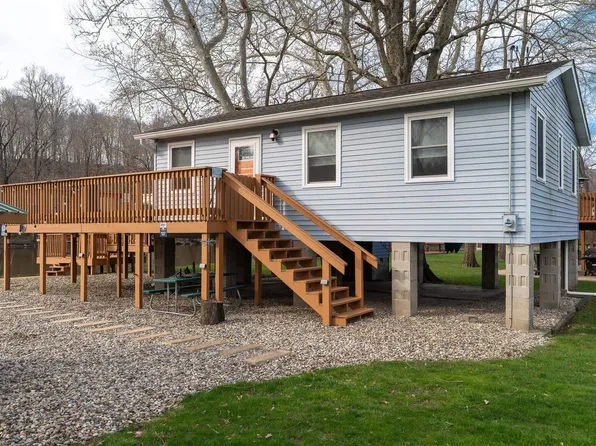 11802 W Horseshoe Bend Rd, Brookston, IN 47923