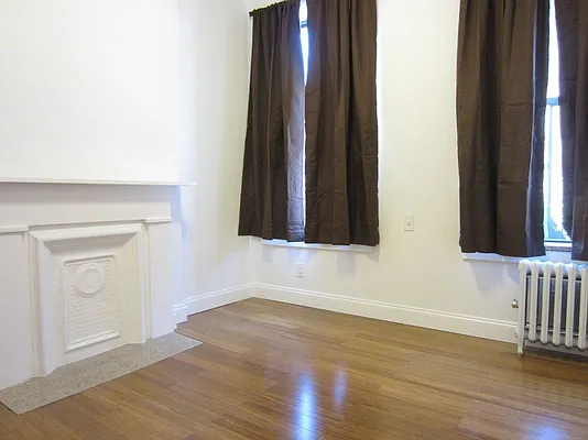 Rented by Aryeh Realty | media 6