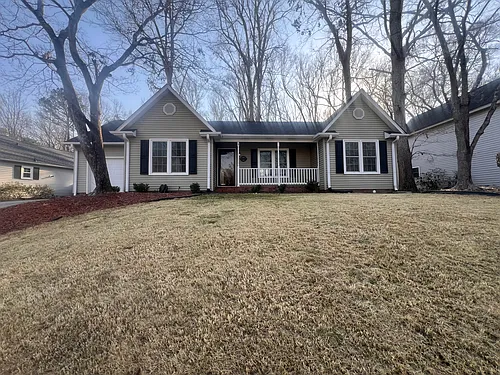 400 Dunwoody Dr Photo 1