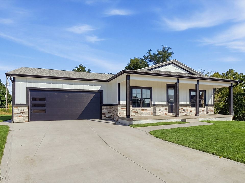 1st image of 3124 Woodbury Cir