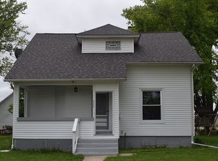200 School St, Chana, IL 61015