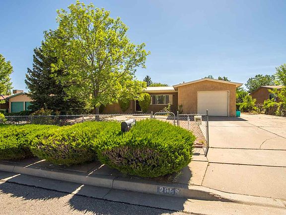 3rd image of 2888 Calle De Pinos Altos