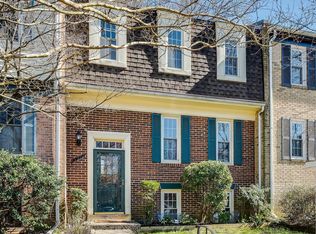 5869 Banning Pl, Burke, VA 22015