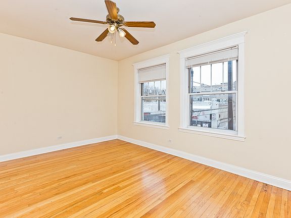 5th image of 2939 N Broadway St #3