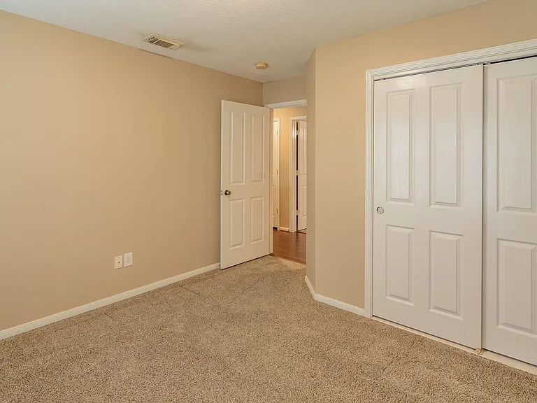57 Scarlet Woods Ct — Photo 10