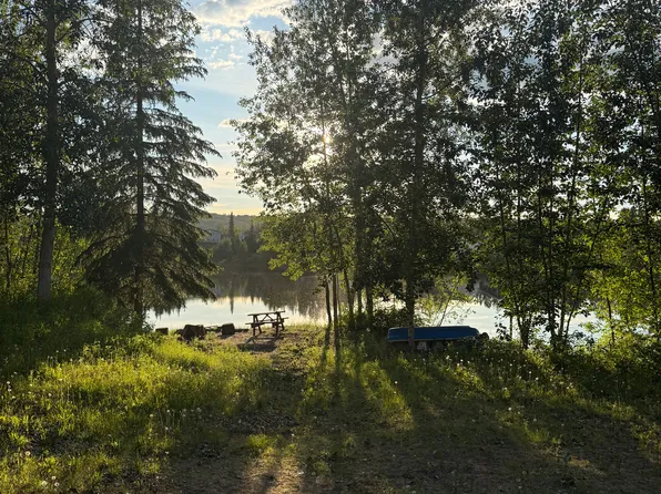 22 Steelhead Rd, Fairbanks, AK 99709