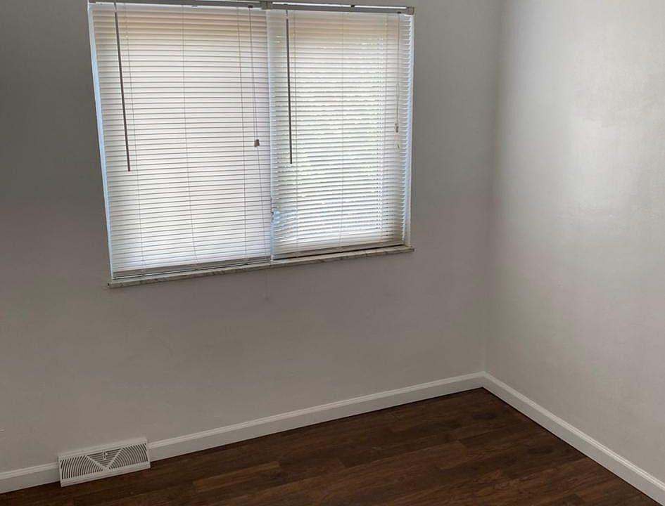 1st image of 9760 Arv Ellen Dr #1-8