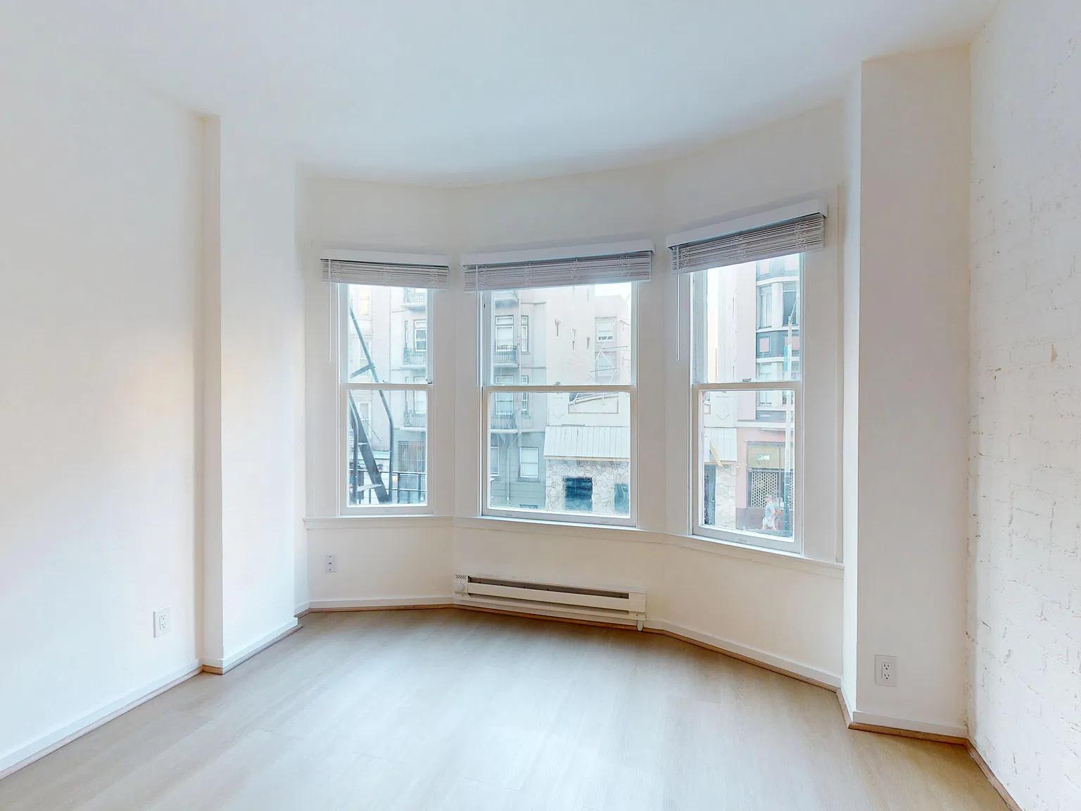 Inviting 1BR in Vibrant Nob Hill — Photo 1