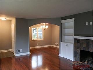 3rd image of 105 Westwood Dr