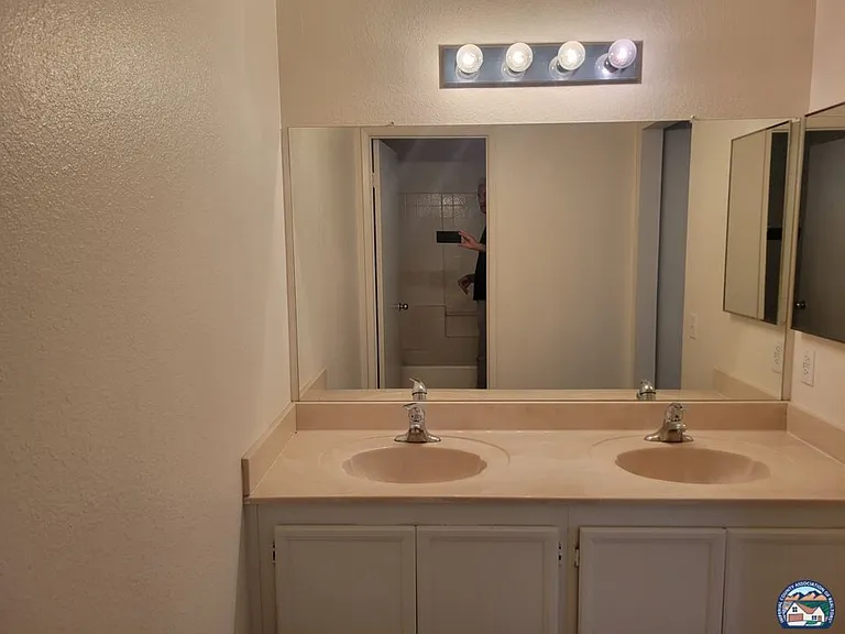 1200 Rodeo Dr #943 — Photo 13