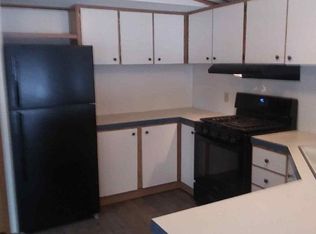 1400 8th St NE #11, Staples, MN 56479