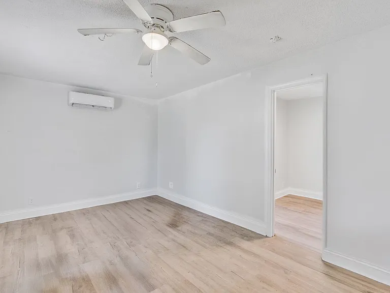 7221 Patricia Dr — Photo 6