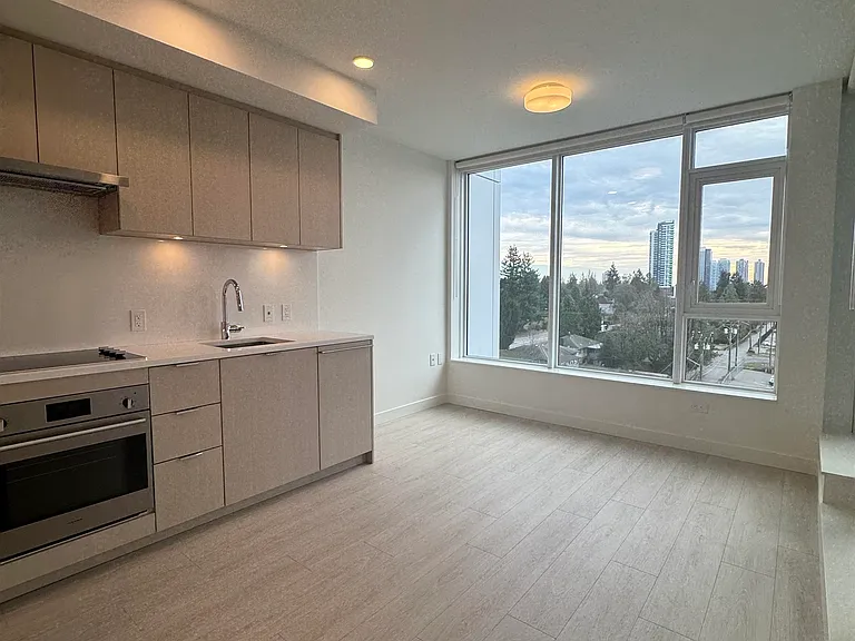 13675 107a Ave #604 — Photo 4