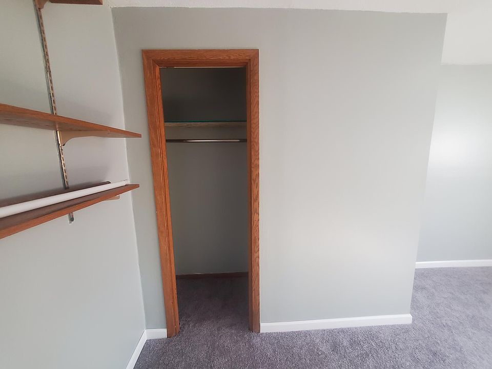 1st image of 1595 Van Buren Ave APT 1