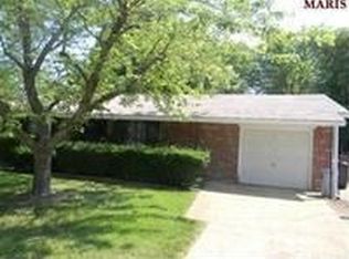 11806 Majella Dr, Bridgeton, MO 63044