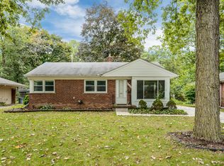 27692 Lexington Pkwy, Southfield, MI 48076
