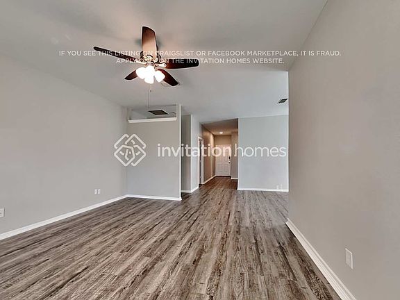 4th image of 1044 Spring Hill Dr