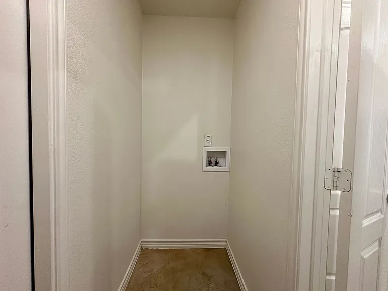 6106 Harriet Tubman Ave — Photo 12