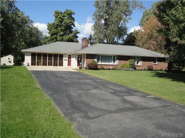 (undisclosed Address), Williamsville, NY 14221