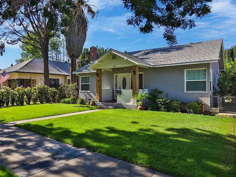 3031 Chestnut St — Photo 3