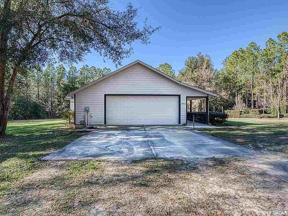 3rd image of 3913 SW 282nd St