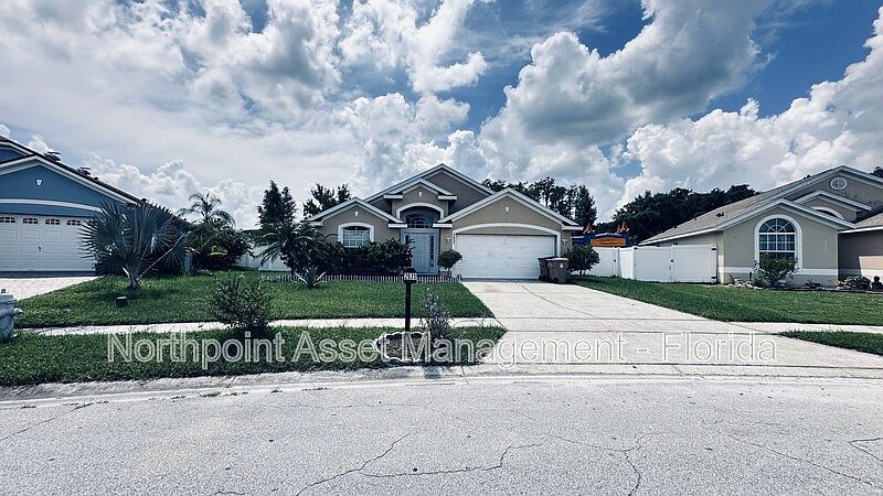 1st image of 2633 Eagle Cliff Dr
